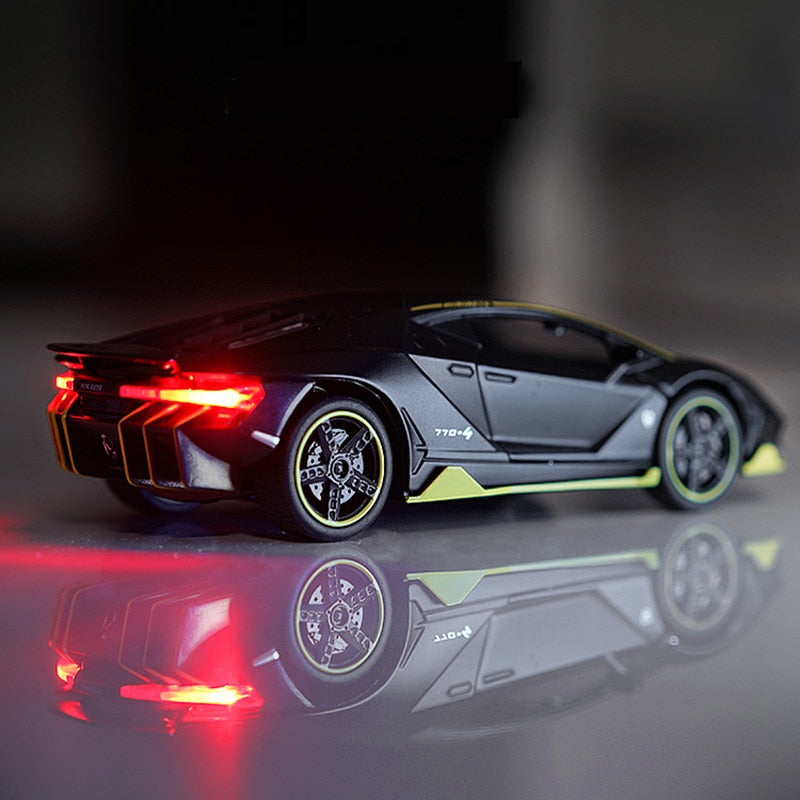 Lamborghini Aventador LP770 - Diecast Model